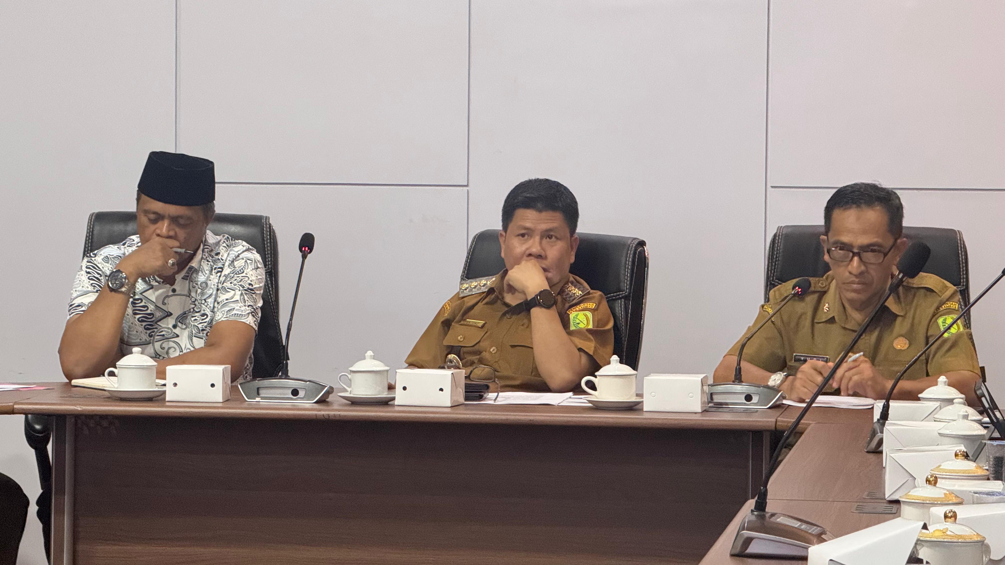 Bupati Sambas Pimpin Rapat Koordinasi Tim Satgas Program Makan Siang Bergizi Gratis