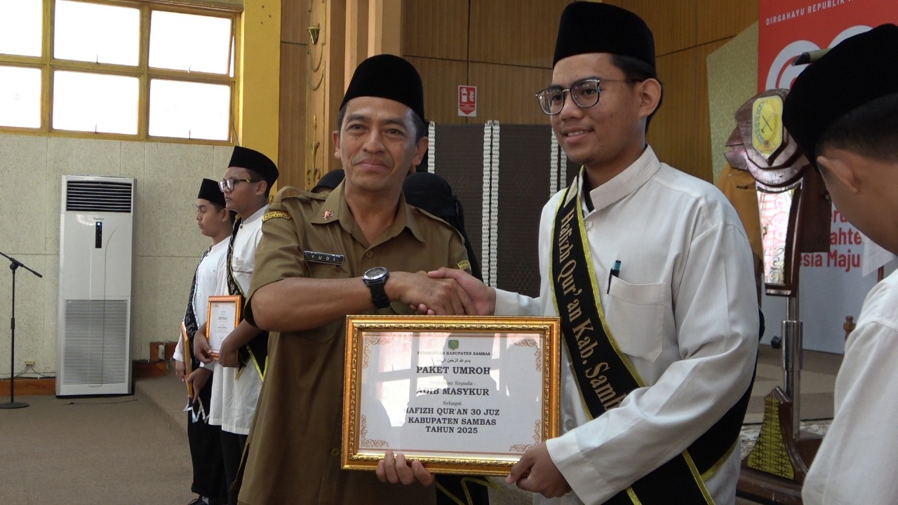 Tahun Ketiga Program 1000 Hafiz, Pemda Sambas Wisuda 283 Hafiz Hafizah