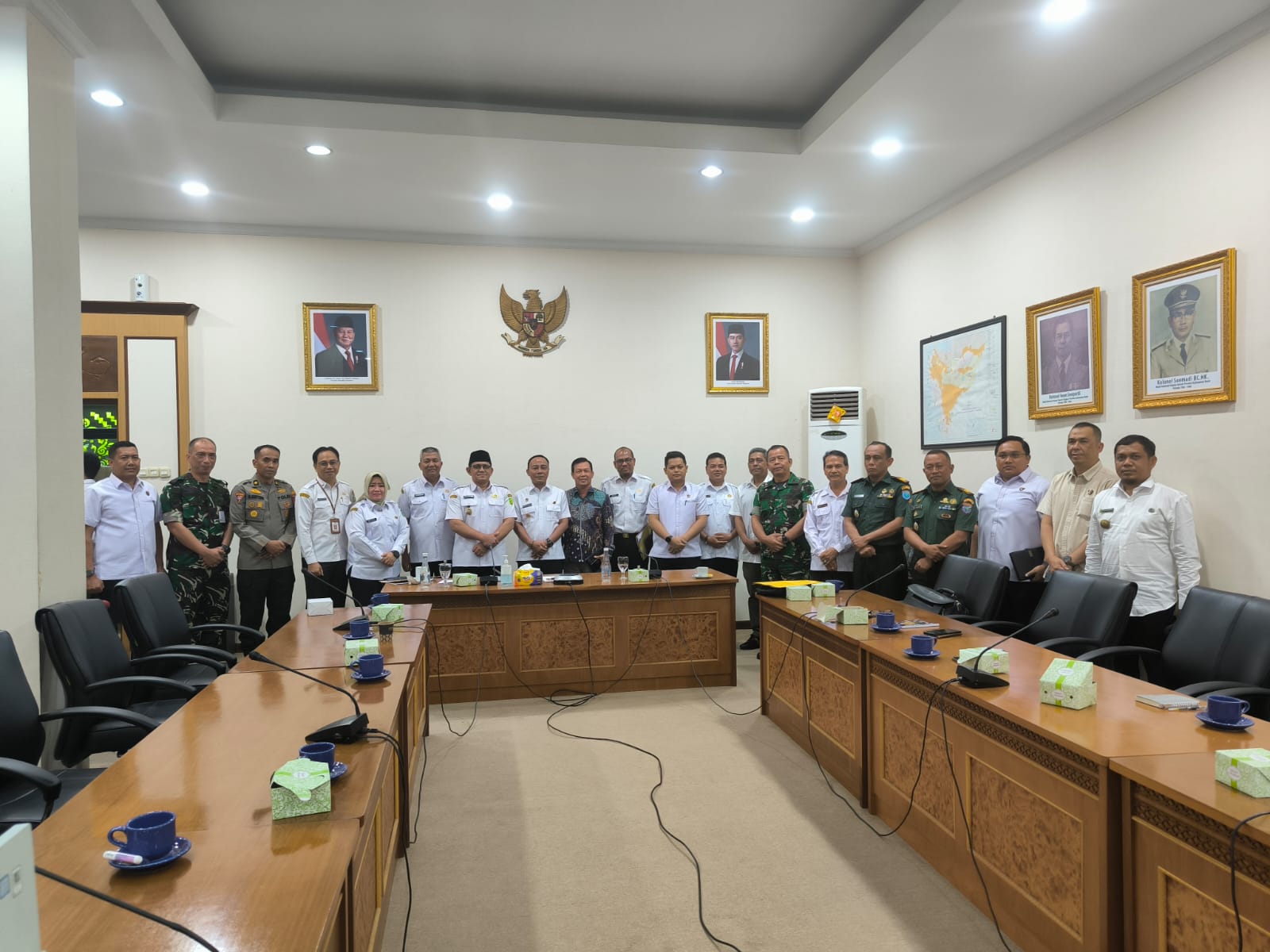 Pemkab Sambas Bahas Hasil Sampling Kualitas Air Sungai Sambas Besar