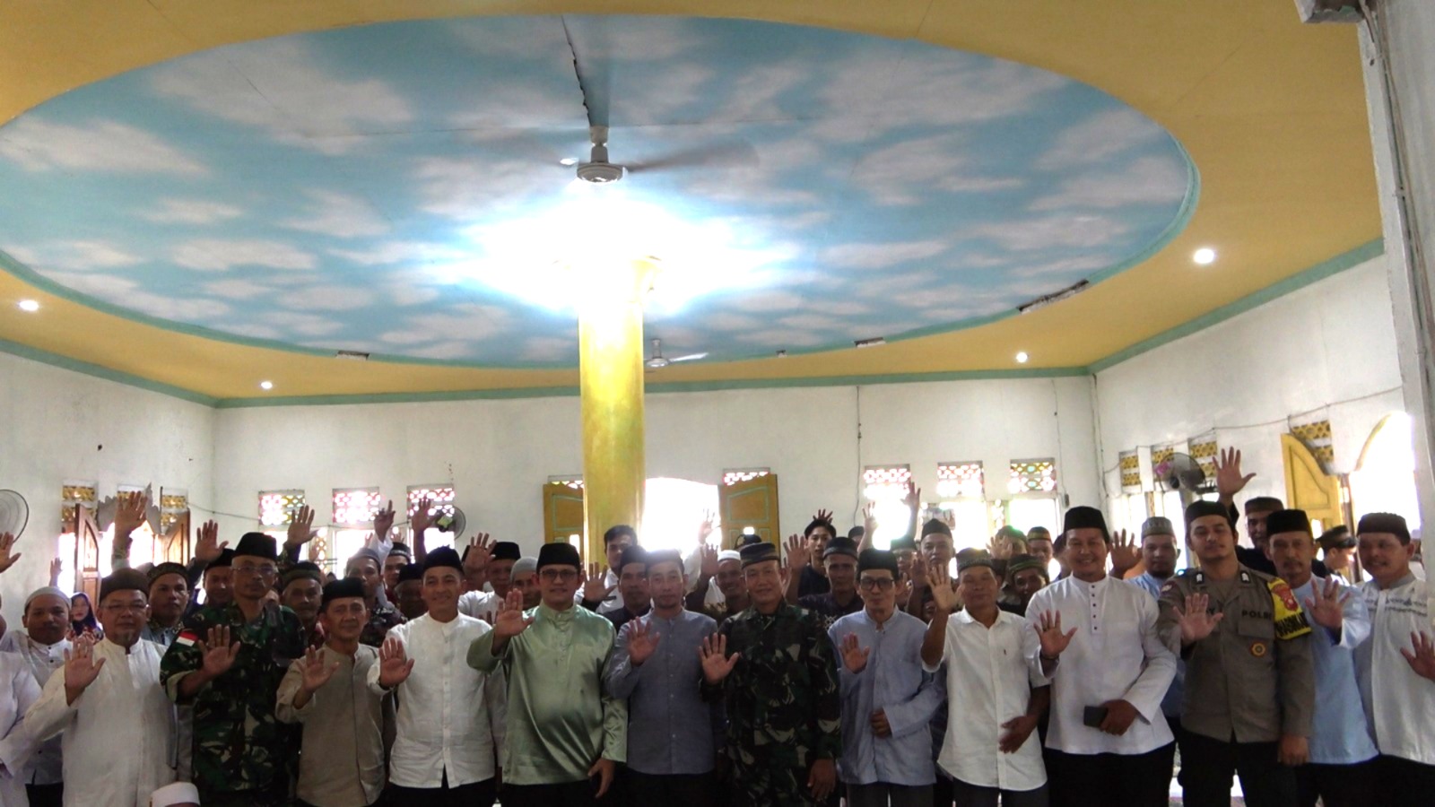 Safari Ramadan di Masjid Nurul Hidayah, Wabup Tegaskan Komitmen Jaga Stabilitas Harga Jelang Idulfitri
