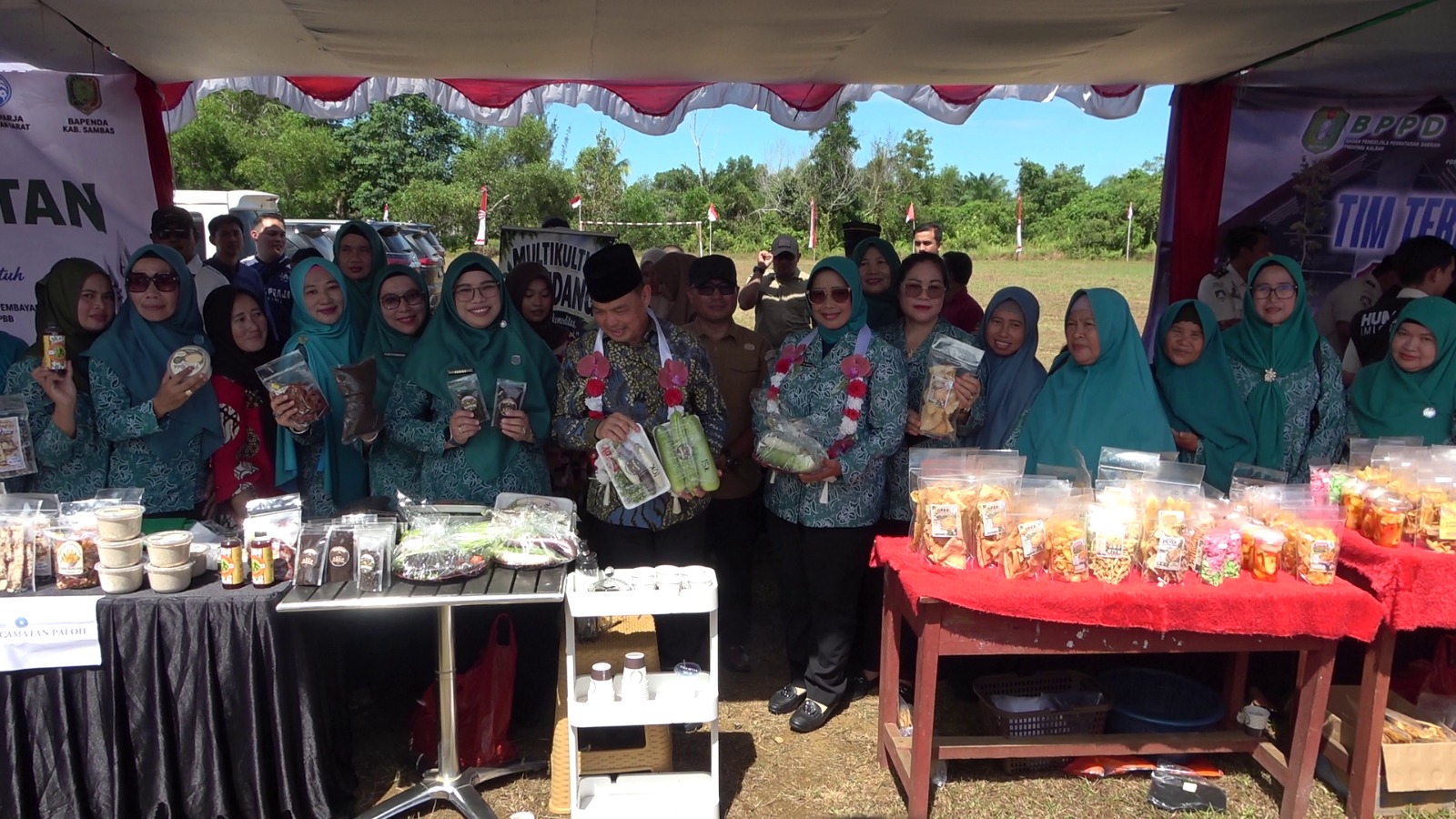 Ketua TP PKK Sambas Hadiri Pembukaan Gema Membangun Desa 2026, Perkuat Sinergi Pembangunan Daerah