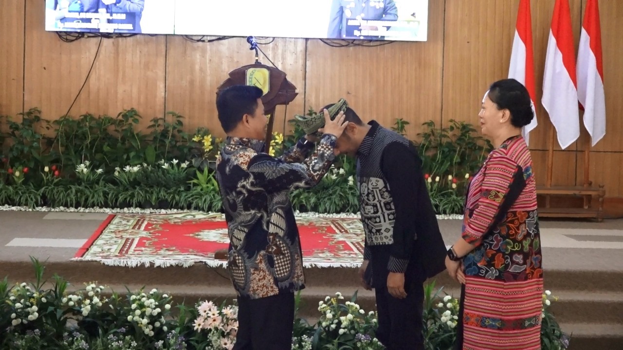 Bupati Satono Hadiri Pisah Sambut Kajari Sambas