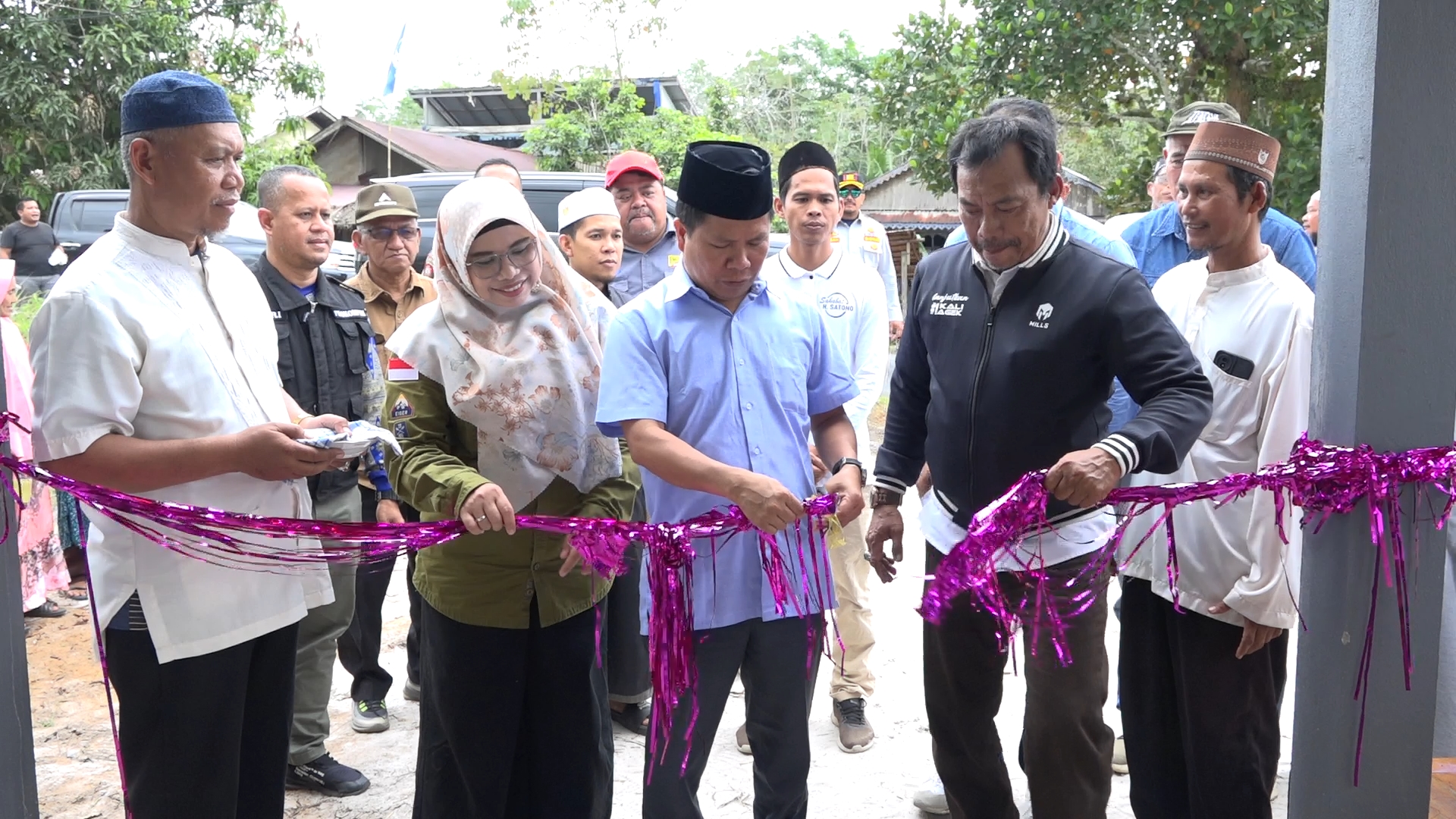 Bupati Satono Resmikan Mushola Al-Muhajirin, Desa Malek
